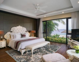 Trang Trí Phòng Ngủ Resort Cao Cấp: Những Yếu Tố Tạo Nên Trải Nghiệm Nghỉ Dưỡng Hoàn Hảo