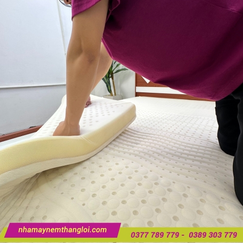 Nệm cao su thiên nhiên Rosi Massage Thắng Lợi
