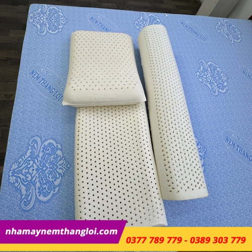 BỘ GỐI CAO SU THIÊN NHIÊN THẮNG LỢI ( 2 NẰM + 1 ÔM )