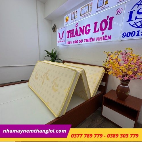 Nệm cao su Thắng Lợi Gold Latex gấp 3