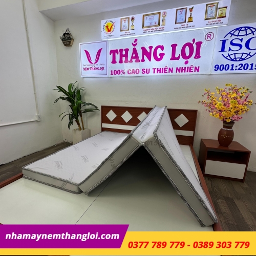 Nệm foam hoạt tính cao cấp Thắng Lợi gấp 3