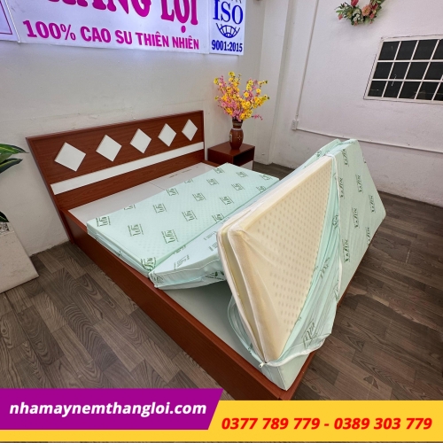 Nệm cao su thiên nhiên Super Win Thắng Lợi gấp 3