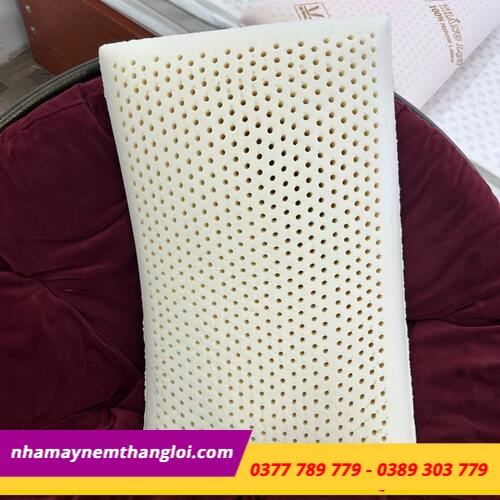 BỘ GỐI CAO SU THIÊN NHIÊN THẮNG LỢI ( 2 NẰM + 1 ÔM )